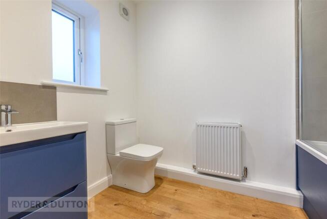 3 bed Semi-Detached for sale Image 12