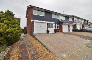 29, Kennedy Close, Waterlooville PO7 5NY