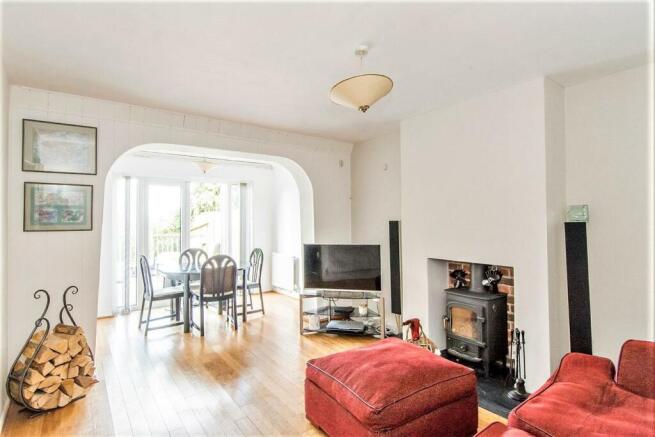 Sitting/Dining Room
