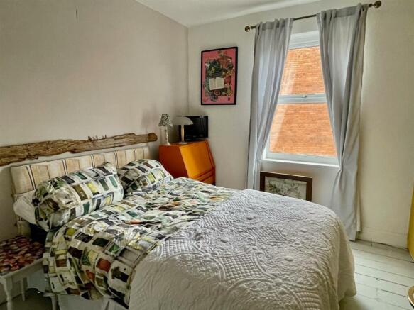 Bedroom..jpg