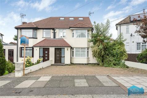 Warwick Avenue, Edgware, Middlesex, HA8