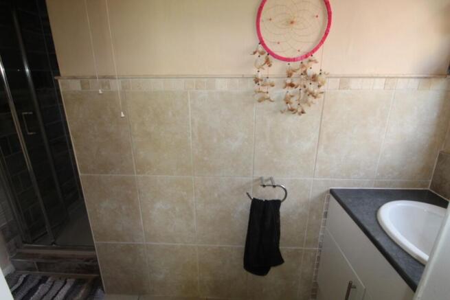 En-Suite Shower