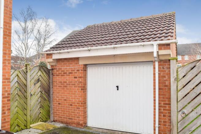 4 bed Detached for sale Image 4