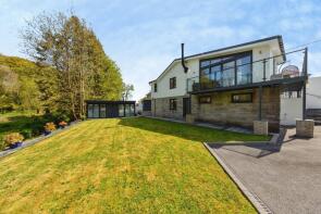 The Shallows, Millbank Road, Johnstown, Carmarthen SA31 3HW