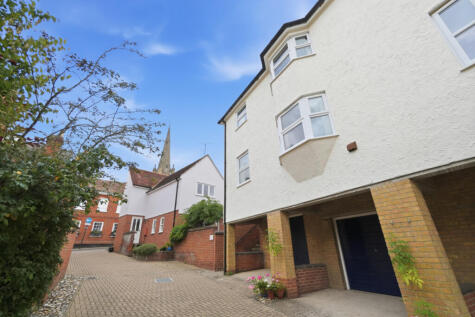 Barnards Court, Saffron Walden, Essex, CB10