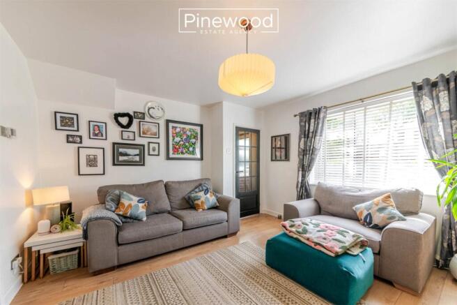 Warren Drive, Broughton, Flintshire, CH4 photo 4