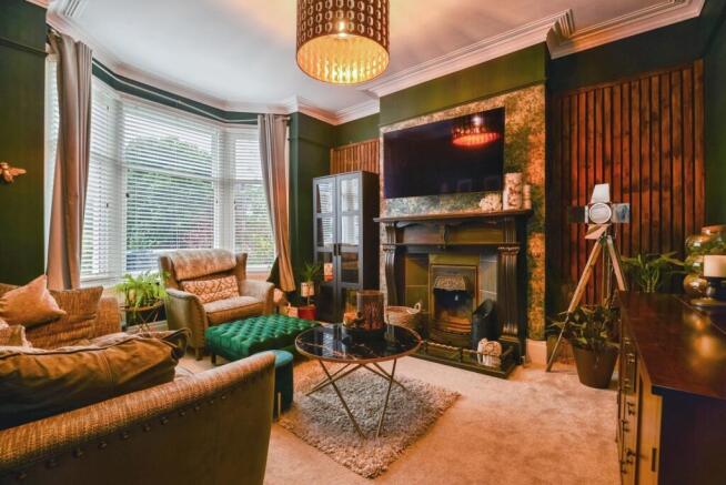 3 bed Terraced for sale Image 4