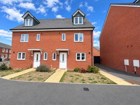 4-bed semi-detached on Augusta Drive, Bridgwater, £275,000