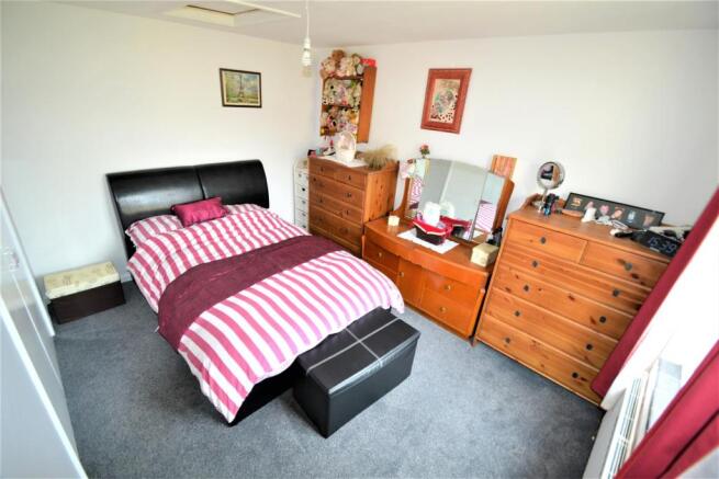 Bedroom.JPG