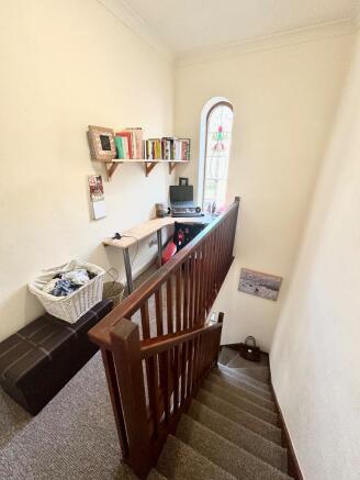Photograph 11