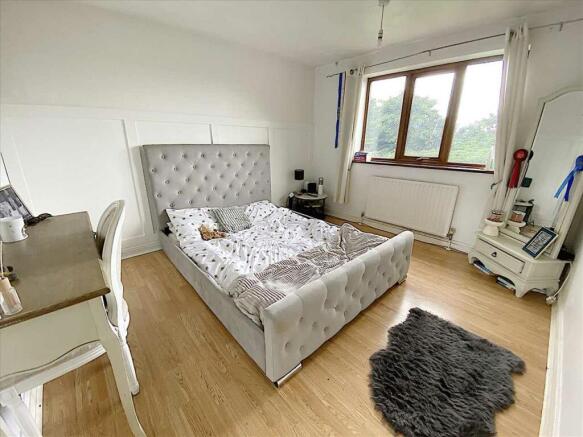 Bedroom 2: