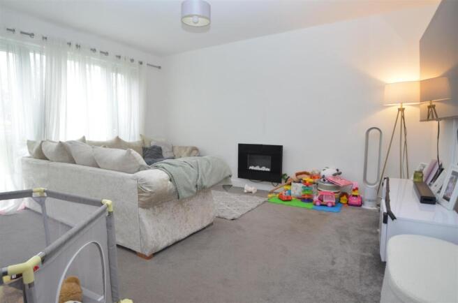 Trendlewood Way, Nailsea photo 4
