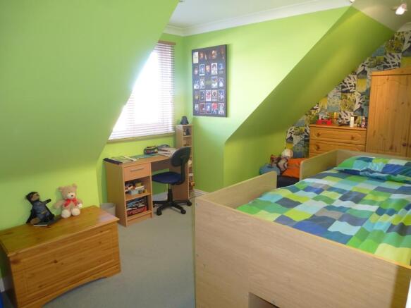 Bed3.JPG