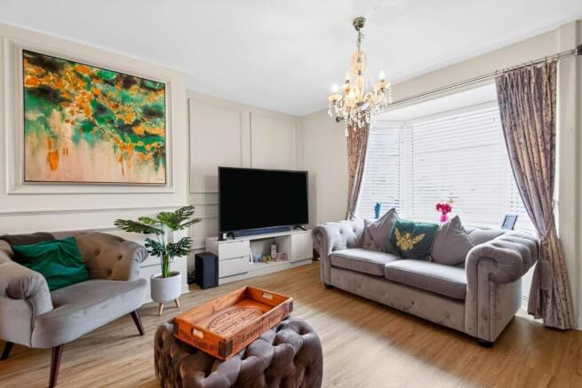 3 bed Terraced for sale Image 2