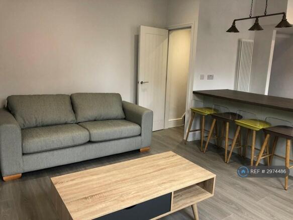 3 bed Terraced to rent Image 7