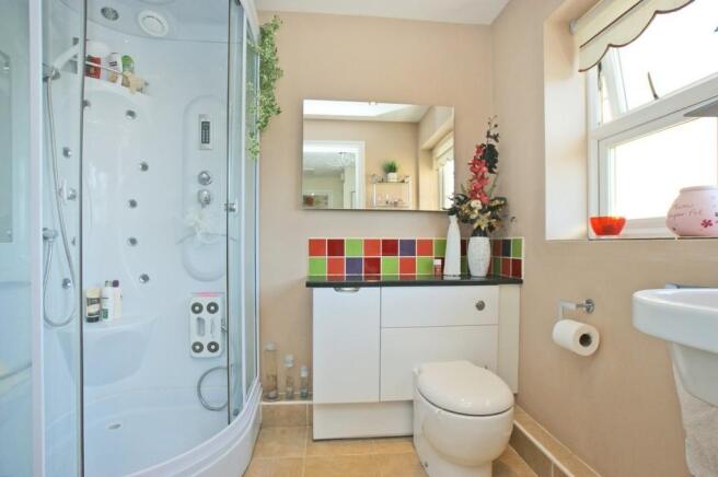 Photo 12