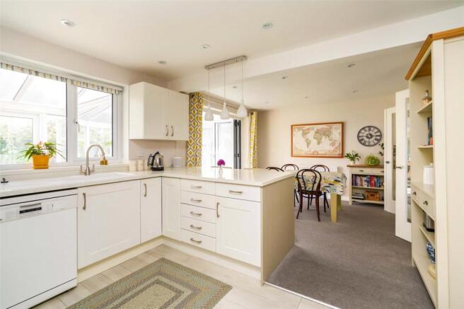 Kitchen/Dinig Room