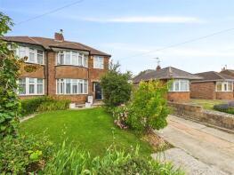 48, Hillview Drive, Hucclecote, Gloucester GL3 3LL