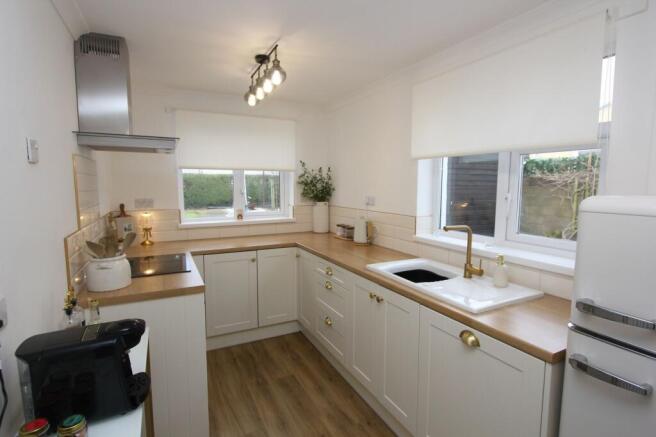 Pantycelyn Place, St. Athan, CF62 photo 3