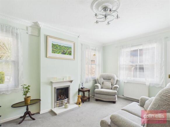 1 bed Semi-Detached Bungalow for sale Image 5