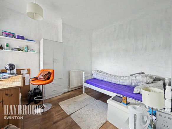 2 bed Terraced for sale Image 8