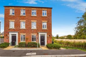 9, Freestone Grove, Westbury BA13 3ZN