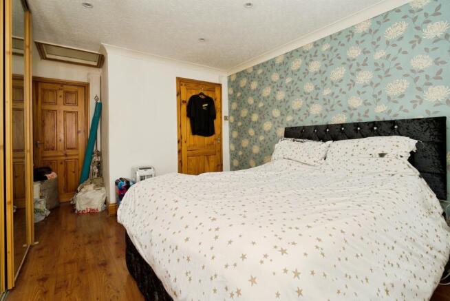 1 bed Terraced for sale Image 6