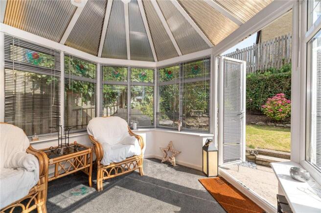 4 bed Detached for sale Image 7
