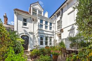 3, Grove Road South, Southsea PO5 3QR