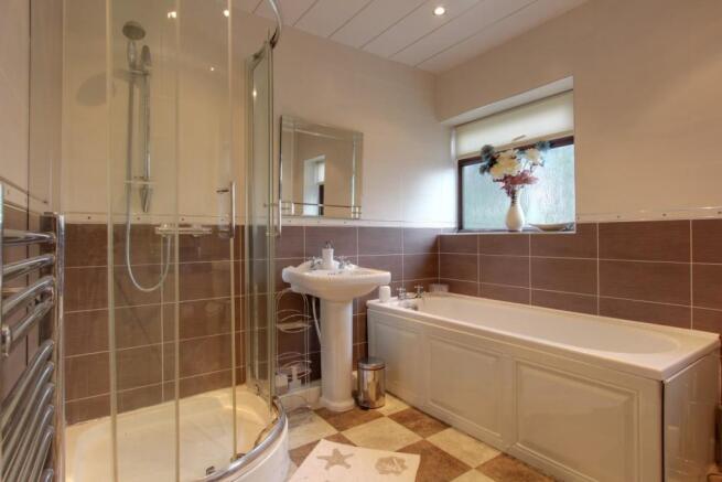 Bathroom Suite