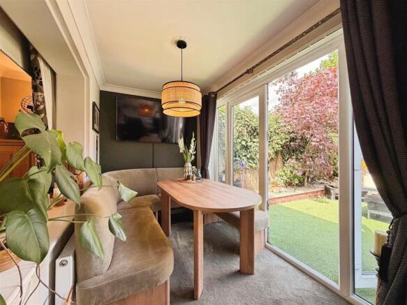 3 bed Semi-Detached for sale Image 5