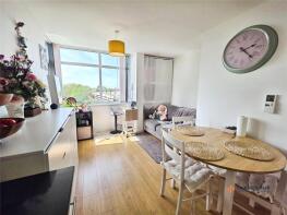 Apartment 511, 56 Lexington Court, Broadway, Salford M50 2UG