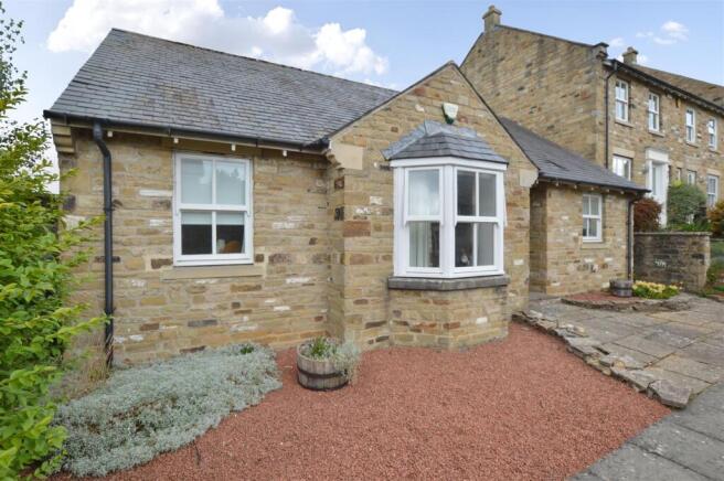 2 bed Detached Bungalow to rent Image 10