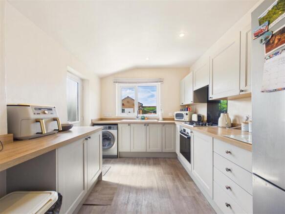 4 bed End of Terrace for sale Image 6