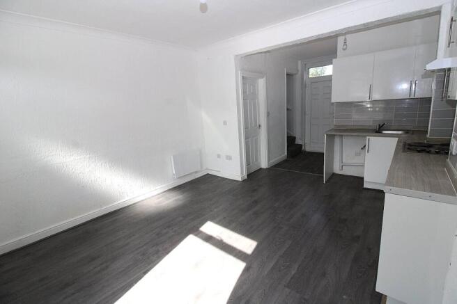 2 bed Terraced for sale Image 4