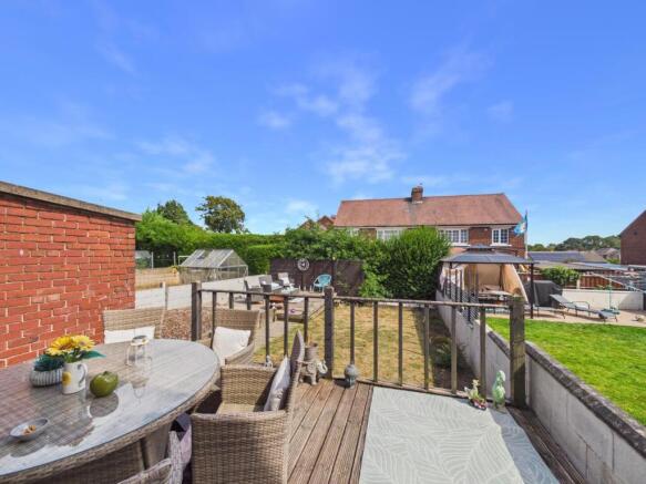 3 bed Semi-Detached for sale Image 4