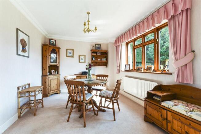 2 Oast Lane, TN10 3AQ  007.jpg
