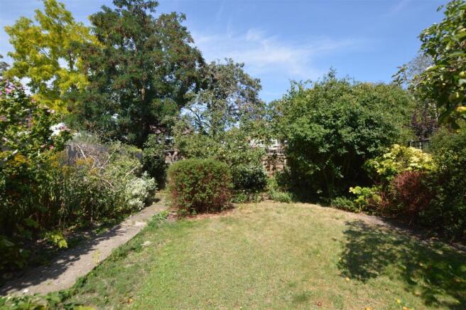 12 Bryanstone Ave gdn 2.JPG