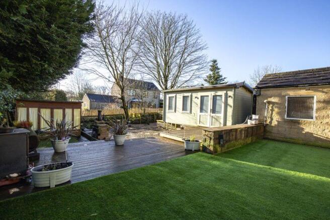 Garden and Dec...