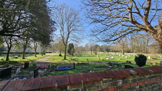 Photo 18
