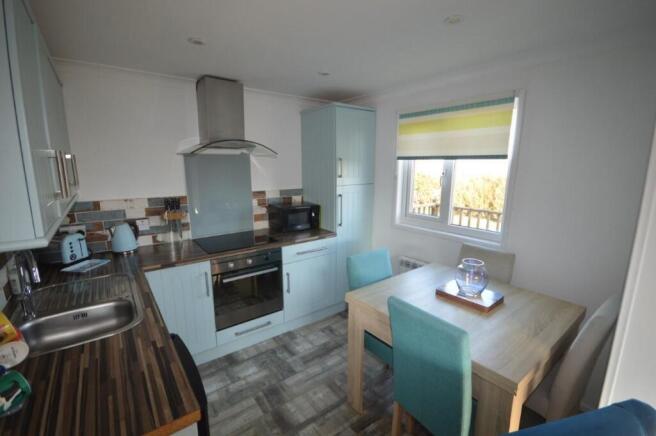 DSC_0005 (Medium) - Copy.JPG