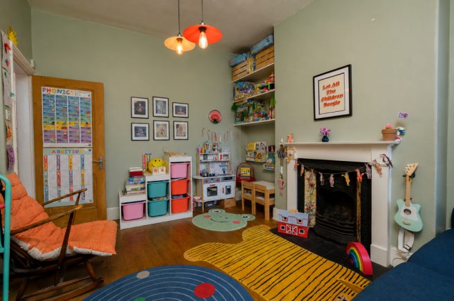 3 bed Terraced for sale Image 9
