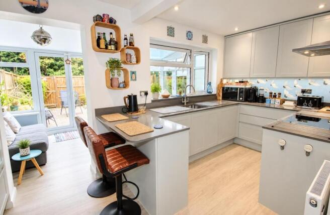 Kitchen/Breakfast Room