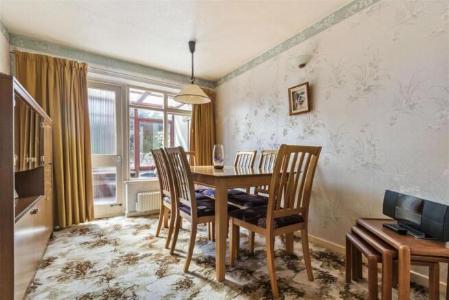 3 bed Semi-Detached for sale Image 5