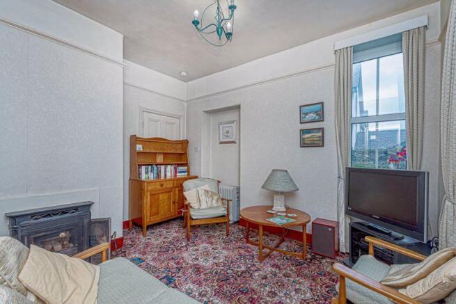 LOUNGE (COTTAGE)