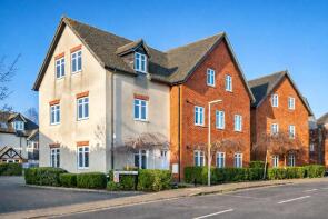22, Overton Court, Farnham GU10 1EY