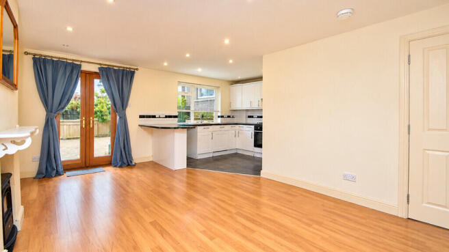18 Kenmore Street, Aberfeldy photo 4