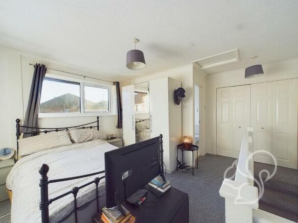CAM01659G0-PR0276-STILL011.jpg