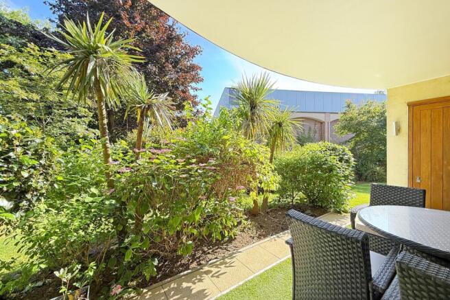2 bed Apartment for sale Image 4
