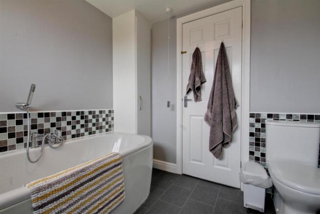 Modern Bathroom